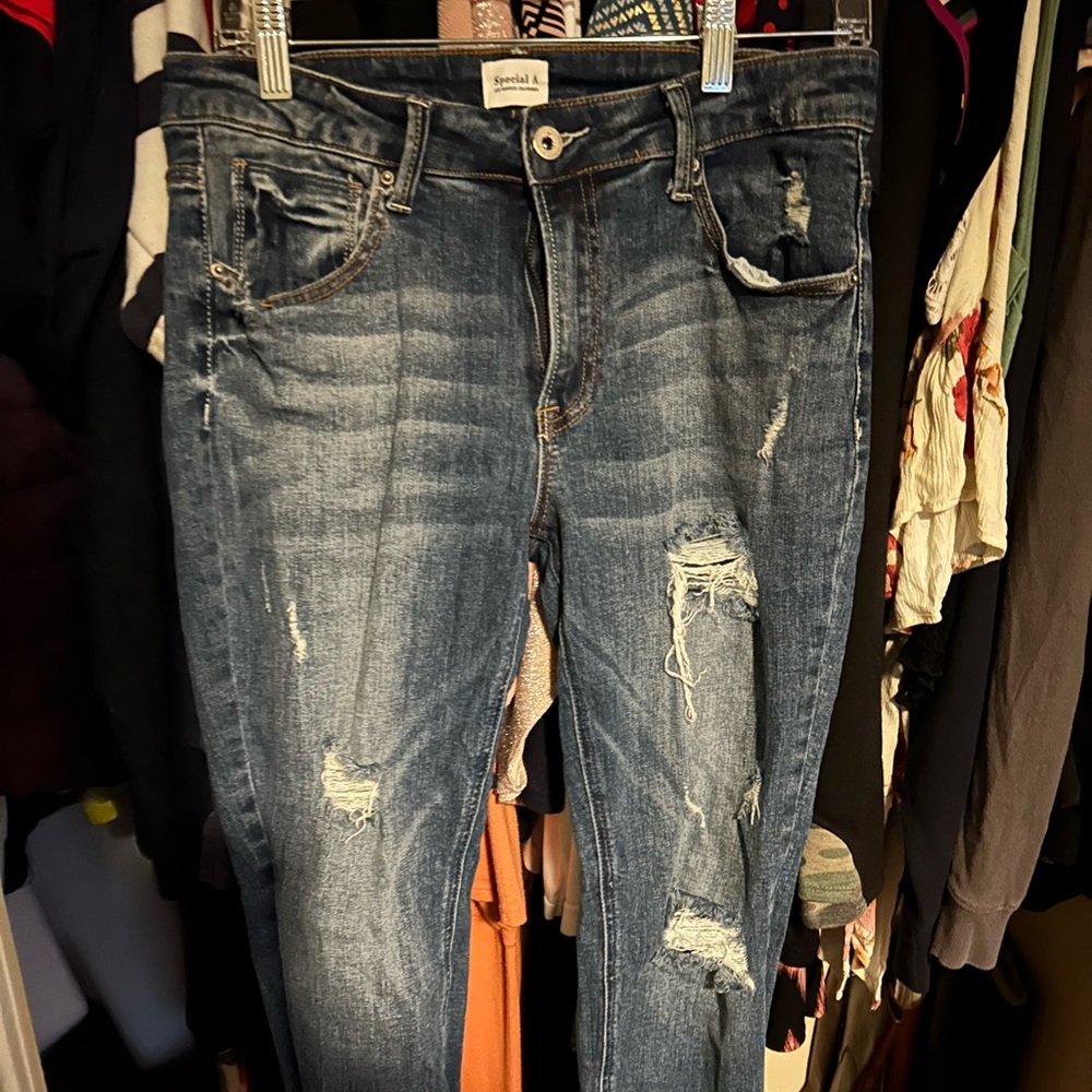 Special A distressed jeans